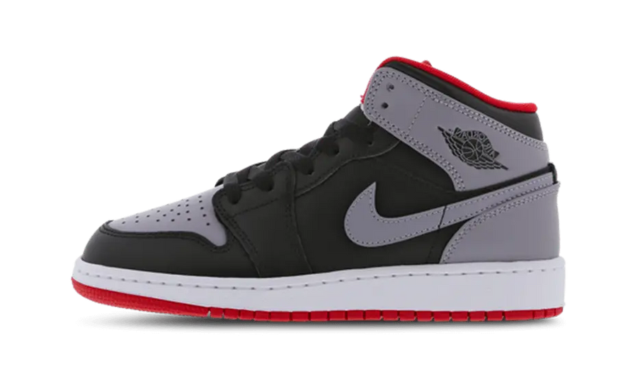Air Jordan 1 Mid Cement Grey Red: the essential city sneaker that will transform your look