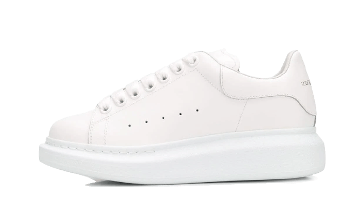 Alexander McQueen Oversized White: guía real de tallas, materiales y estilo en 2026