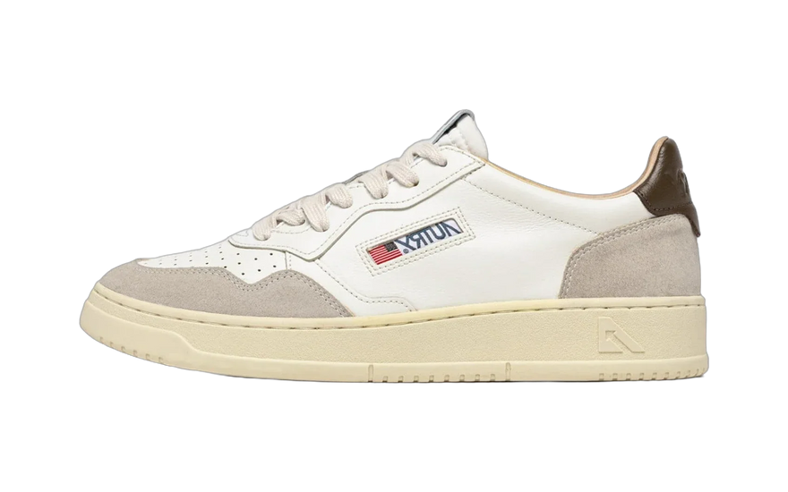 Autry Medalist Leather Low White Teak: la sneaker retro que combina con todo en 2026