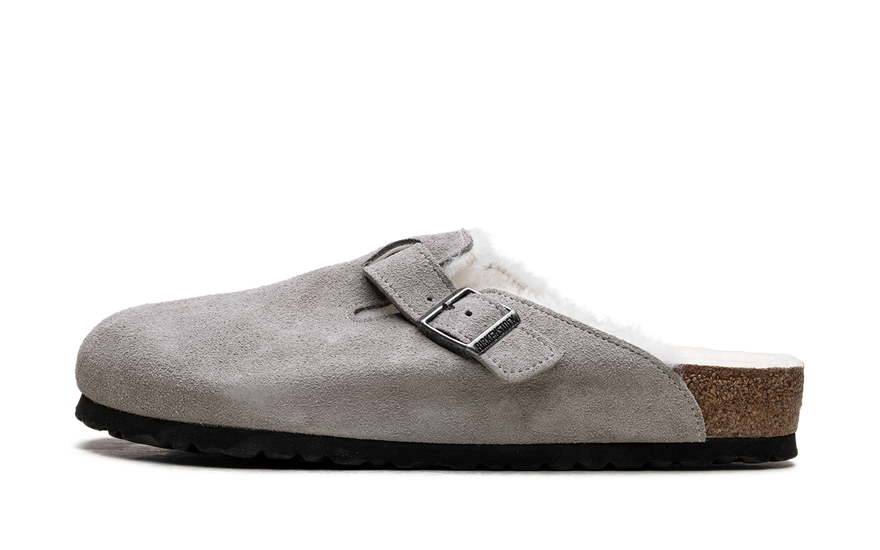 Birkenstock Boston Shearling Suede Stone Coin: el zueco de borrego que domina el invierno 2026