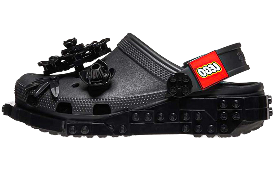 Crocs Midnight Garden Clog LEGO Black: zuecos personalizables que reinan en la ciudad