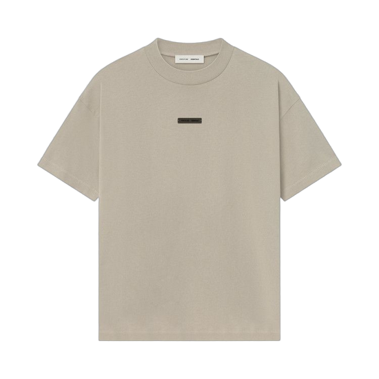 Fear of God Classic T-shirt (SS25) Timber: el marrón que lo combina todo esta temporada