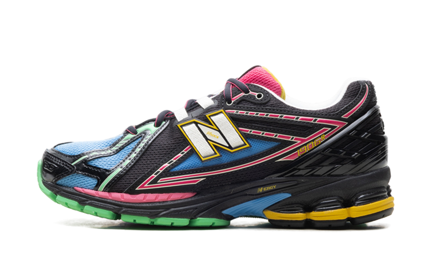 New Balance 1906R Black Multi: la silueta Y2K que se adelantó 13 años a la moda