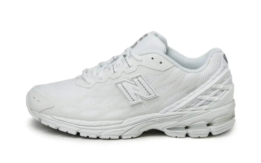 New Balance 1906W White Silver Metallic : Chaussures blanches avec style et amorti