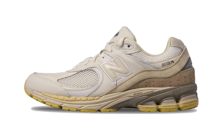 New Balance 2002R AURALEE White: La Colaboración Minimalista que Arrasa en el Streetwear