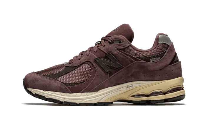 New Balance 2002R Truffle: truffle sneakers with style and comfort