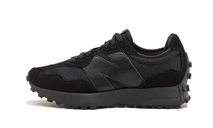New Balance 327 Triple Black: Drievoudig zwarte sportschoenen voor stedelijke stijl