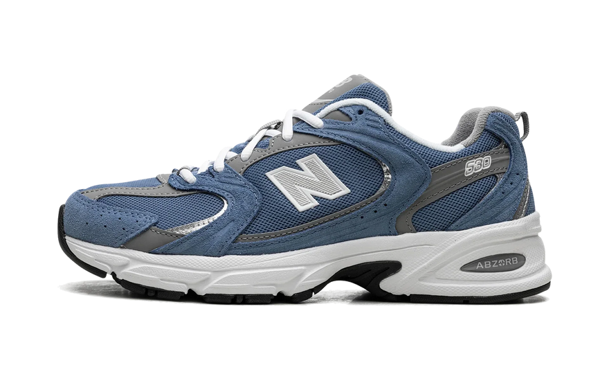 New Balance 530 Light Smoke Grey: κριτικές, νούμερα και πώς να τα συνδυάσετε το 2026