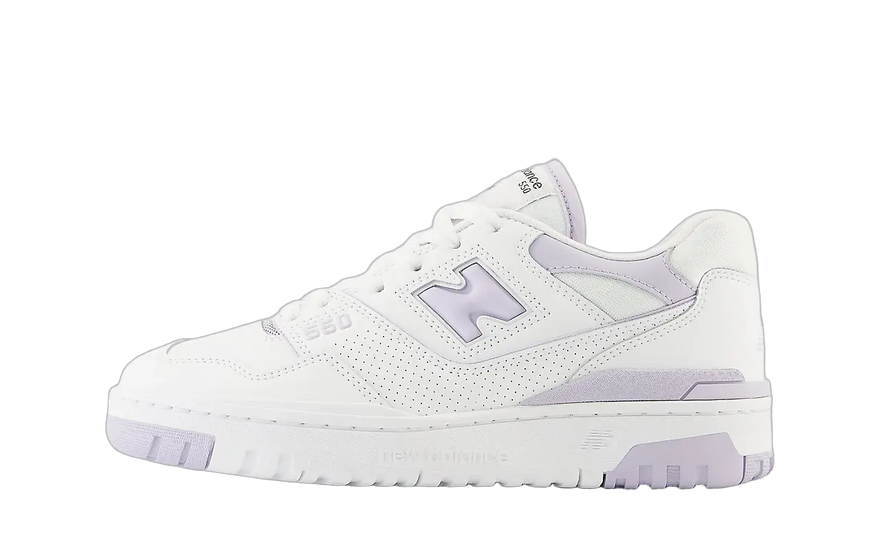 New Balance 550 White Lilac: le scarpe retrò di cui il tuo guardaroba ha bisogno