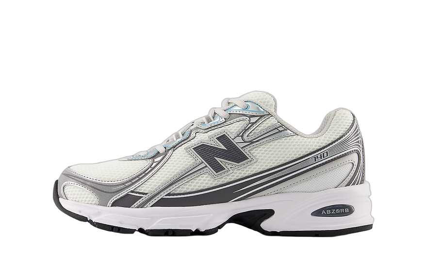 New Balance 740 White Castlerock: la retro-running gris y blanca que se ha colado en todos los outfits
