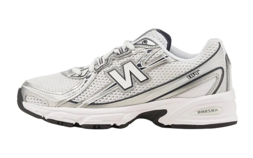 New Balance 740v2 White Shadow Grey Navy: komfort, støtte og bymæssig stil