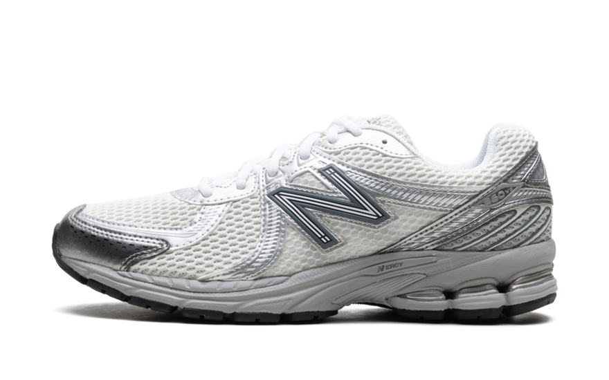 New Balance 860v2 Sea Salt Harbor Grey: la runner de 2012 que hoy es la sneaker más limpia de tu armario