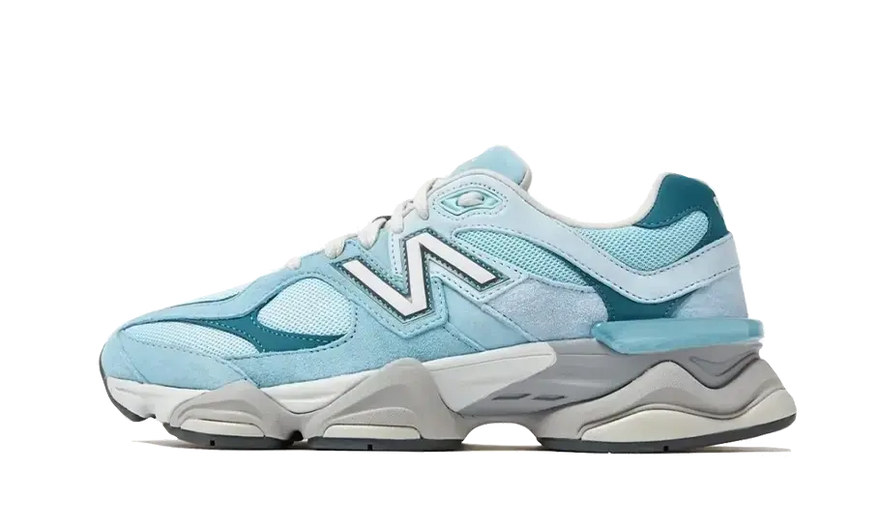 New Balance 9060 Chrome Blue: la chunky futurista que necesitas
