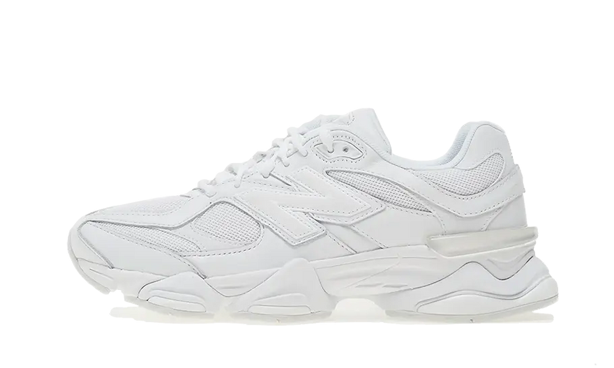 New Balance 9060 Triple White: the white sneaker that redefines your city style