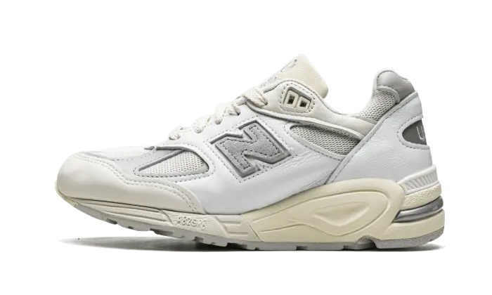 New Balance 990v2 MiUSA Teddy Santis Sea Salt: minimalismo intemporal e conforto MiUSA