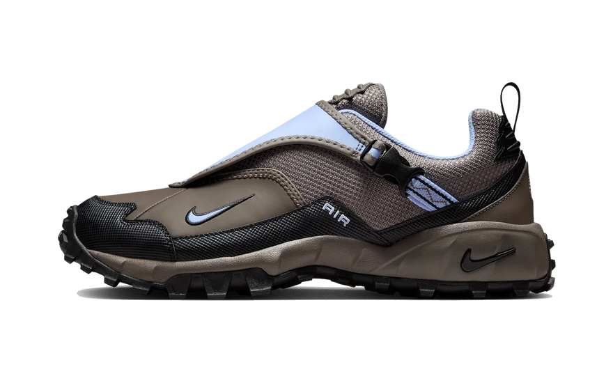 Nike ACG Phassad Cave Stone Aluminum: el trail runner de 2002 que se ha convertido en la zapatilla gorpcore del año