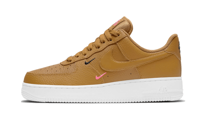 Nike Air Force 1 Low '07 Essential Wheat Mini Swoosh: la AF1 en tono trigo que domina 2026