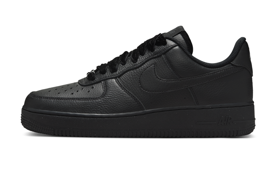 Nike Air Force 1 Low '07 Vintage Black Anthracite: el AF1 negro con acabado envejecido que domina 2026