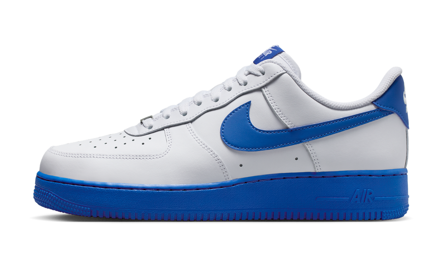 Nike Air Force 1 Low '07 White Game Royal (2026): el AF1 azul real más collegiate del año