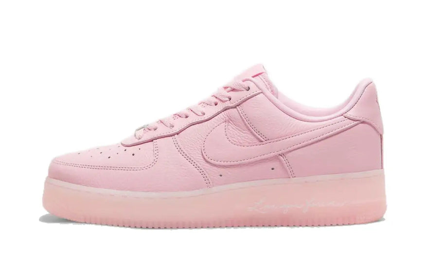 Nike Air Force 1 Low Drake NOCTA Certified Lover Boy Pink Foam — El must-have rosa del streetwear 