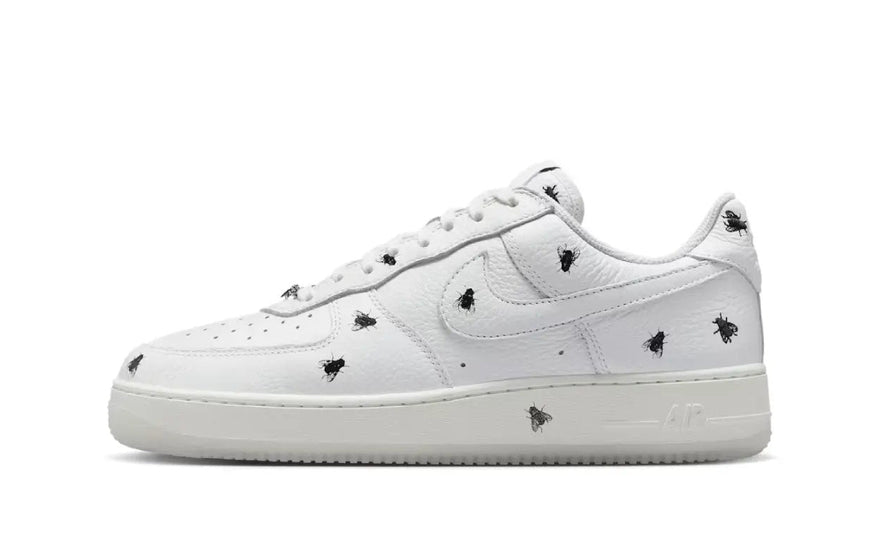 Nike Air Force 1 Low Retro Houseflies: clásico reinventado con estampado insecto