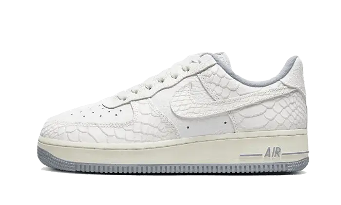 Nike Air Force 1 Low White Python: Clasicul alb cu piele de șarpe de care ai nevoie