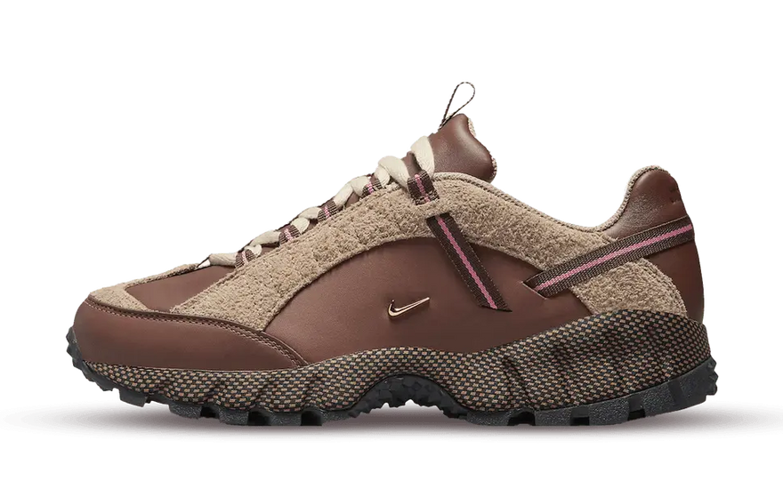 Nike Air Humara LX Jacquemus Brun: terrænløbeskoen, der sætter mode