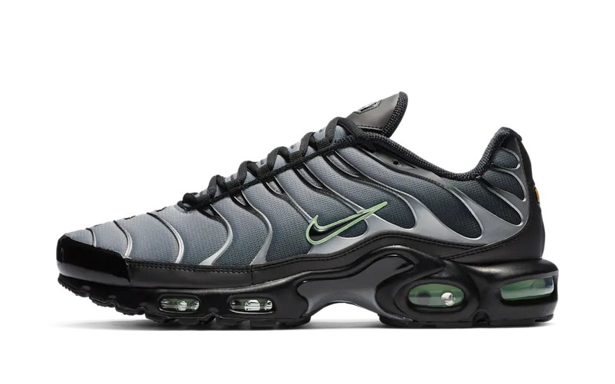 Nike Air Max Plus Particle Grey Vapour Green — Urban style and Tuned Air cushioning
