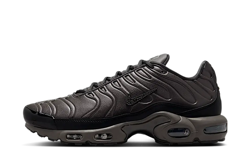 Nike Air Max Plus Premium Paris: l'edizione che eleva il tuo streetwear