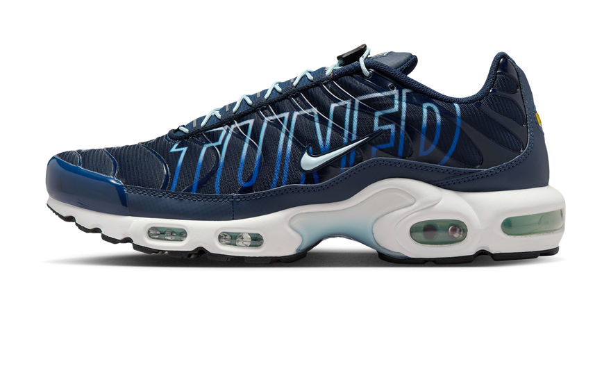 Nike Air Max Plus Tuned Air Obsidian: estilo urbano y amortiguación