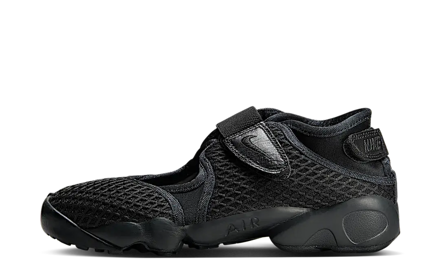 Nike Air Rift Off-Noir: Split sneakers that reinvent your style
