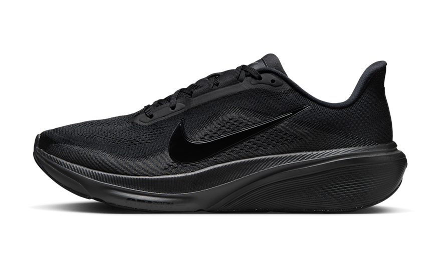 Nike Air Zoom Pegasus 42 Black Anthracite: la versión más oscura del Pegasus que ya no se quita nadie