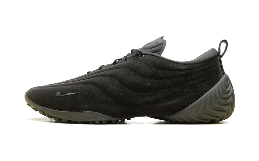 Nike Astra Ultra Triple Black (Women's): la zapatilla de perfil bajo diseñada con IA que domina 2026