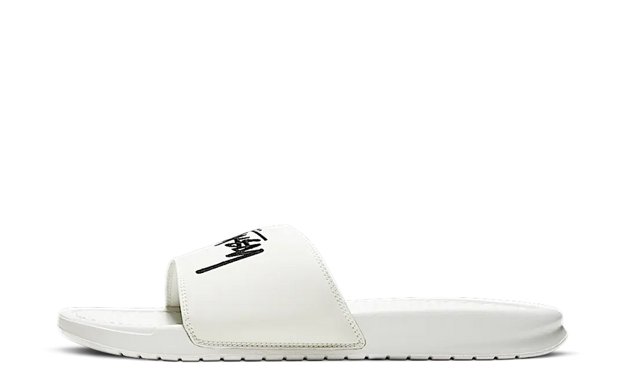 Nike Benassi Stussy Cream: kremowe sandały, które wyznaczają letni styl uliczny