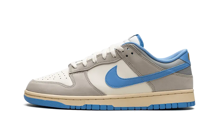 Nike Dunk Low Athletic Department University Blue — Clássico desportivo com estilo