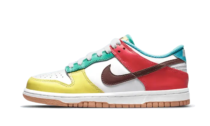Nike Dunk Low SE Free 99 Pack White: den flerfärgade Dunk du behöver nu