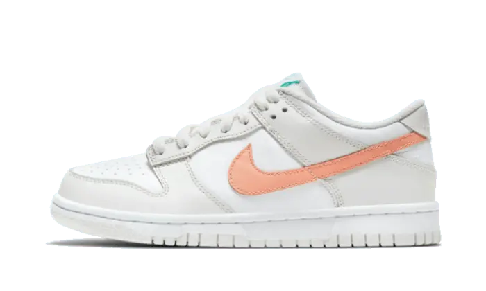 Nike Dunk Low White Bone Peach Aqua: piesa de bază care îți transformă ținutele