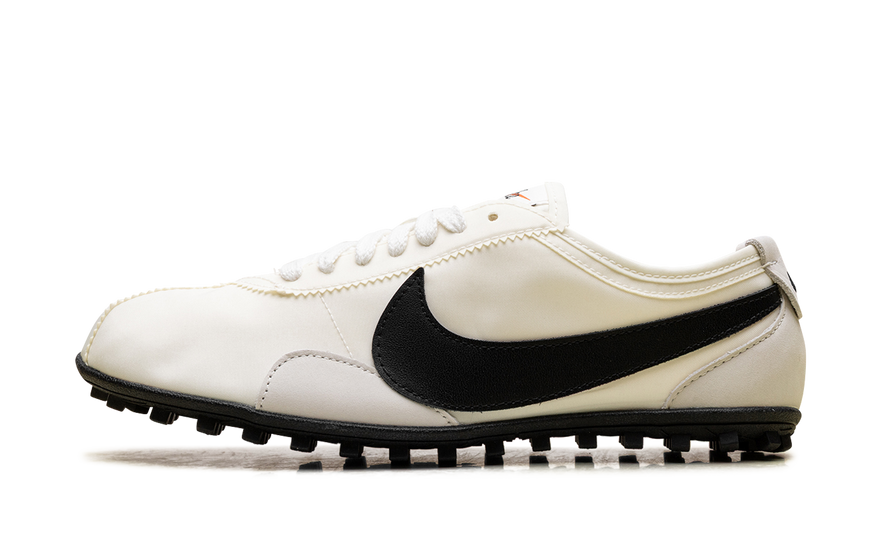 Nike Moon Shoe Soft Pearl Black: la zapatilla que inventó la suela waffle vuelve en crema y negro