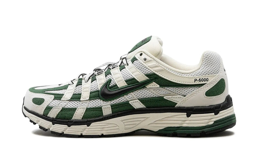 Nike P-6000 Fir: Scarpe sportive dallo stile retrò con ammortizzazione confortevole
