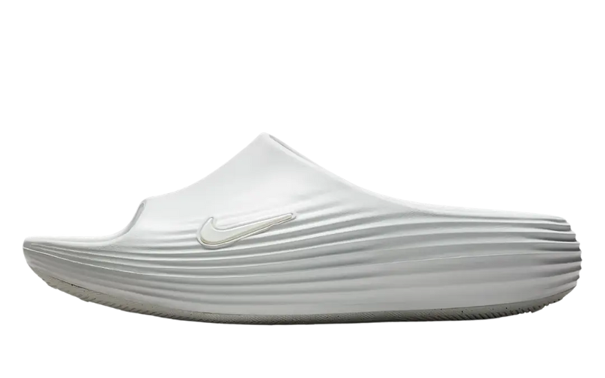 Nike ReactX Rejuven8 Slide Summit White — Bílé pantofle s nejvyšším pohodlím