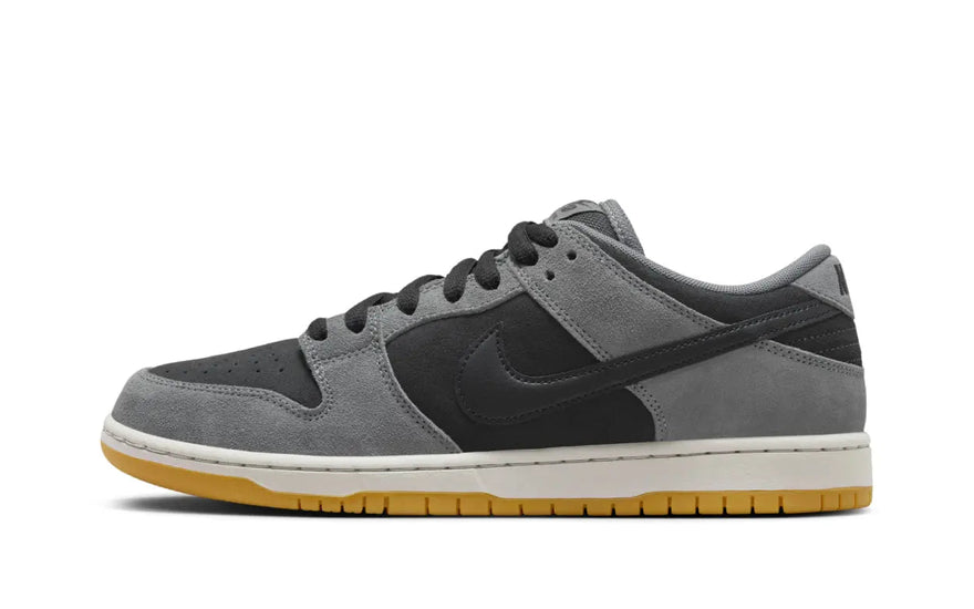 Nike SB Dunk Low Dark Smoke Grey: estil fosc i rendiment per al carrer