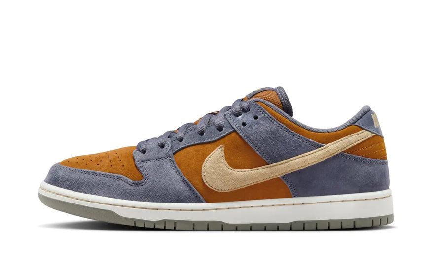 Nike SB Dunk Low Light Carbon Monarch: stedelijke stijl en superieure grip
