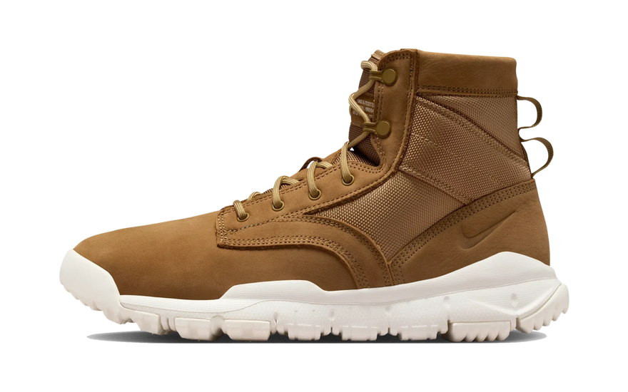 Nike SFB 6 Inch NSW Leather Golden Beige Sail: la bota táctica que se ha vuelto tendencia urbana en 2026