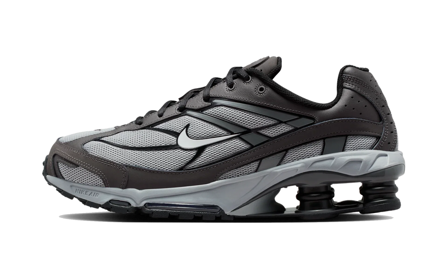 Nike Shox Ride 2 Light Smoke Grey Black: la vuelta de las columnas en su versión más fácil de llevar