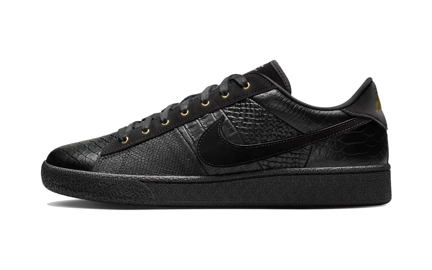 Nike Tennis Classic CS PRM WTCH BND Black: la piel grabada que convierte un clásico del tenis en lujo silencioso