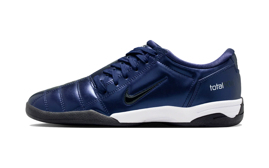 Nike Total 90 Midnight Navy Black: la bota que se hizo zapatilla y no falla en 2026