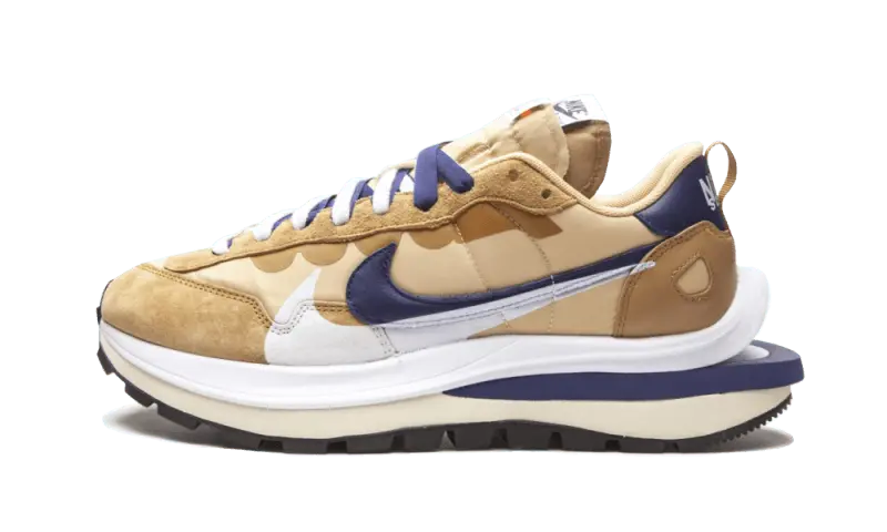 Nike Vaporwaffle Sacai Tan Navy: la zapatilla que redefine el street style