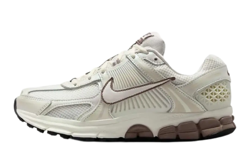 Nike Zoom Vomero 5 Sail Mink Brown Black: estilo sobrio y amortiguación excepcional