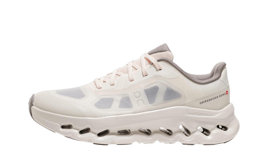 On Running Cloudtilt Remix Silver Ivory: la sneaker de andar que se ha vuelto pieza de estilismo