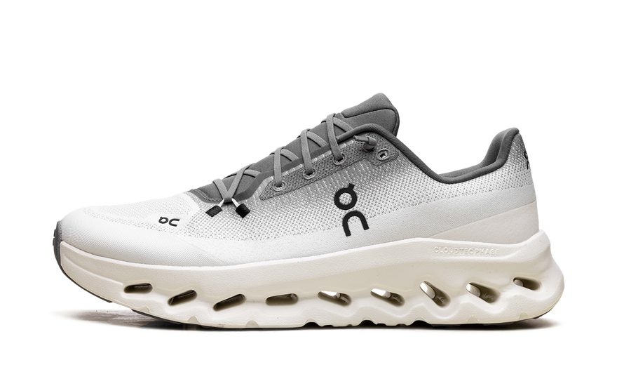 On Running Cloudtilt Rock Ivory: la zapatilla lifestyle que combina con todo en 2026